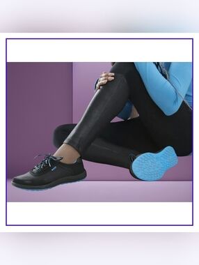 SAS Sporty Women's Black Sneakers with Bright Blue Soles Size 12WW NWOB